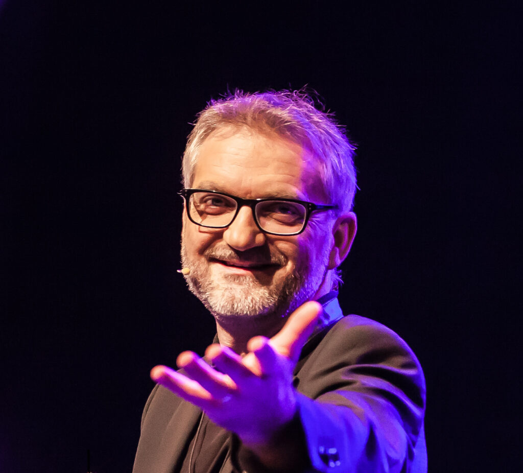 Magicien Mentaliste Saxophoniste à Bordeaux - Pascal Faidy - Gironde - Nouvelle-Aquitaine