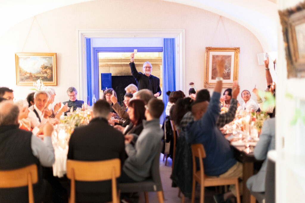 Animation magie Bordeaux 33 Gironde - Pascal Faidy - Magicien Mentaliste Saxophoniste - Mariage